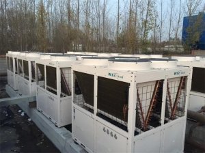 ɽ�|�Ͳ�30�fƽ�׿՚�Դ��÷ֲ�ʽ��ů�(xi��ng)Ŀ